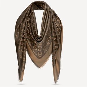 Louis Vuitton scarf